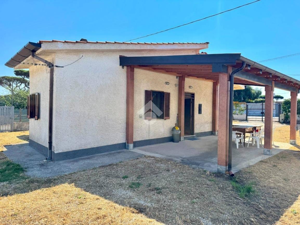 3 Schlafzimmer Villa in Terracina, Italy, Nr. 303368