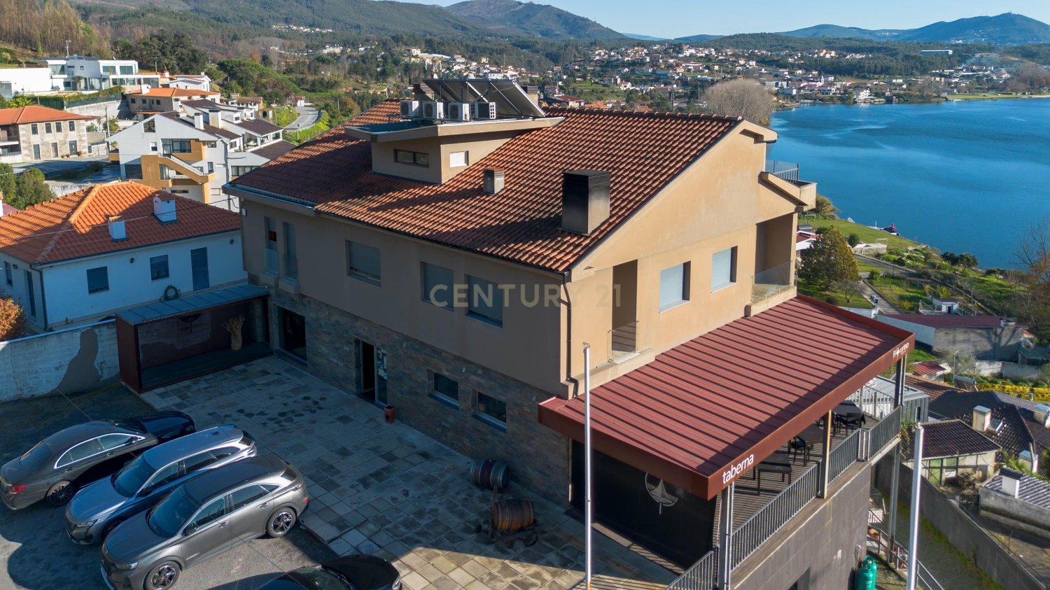 10 bedrooms Commercial property in Gondomar, Portugal No. 113093