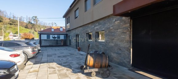 10 bedrooms Commercial property in Gondomar, Portugal No. 113093 7