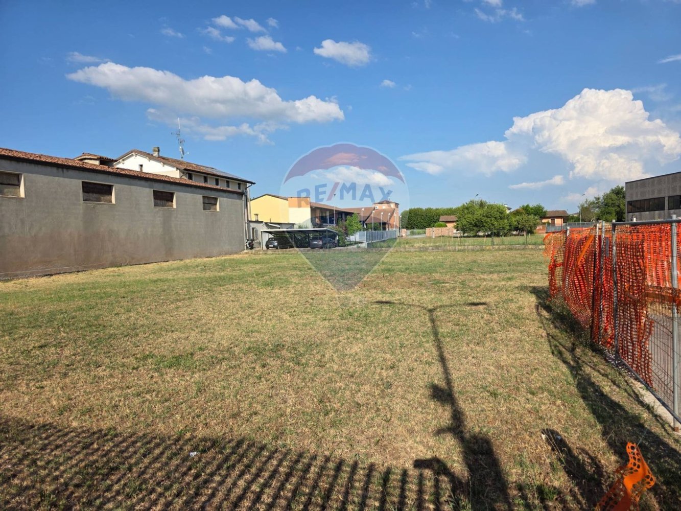  قطعة أرض في Acquafredda, Italy 856متر مربع رقم 371653