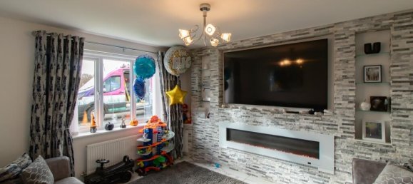 6 bedrooms House in Hartlepool, United Kingdom No. 2615 27