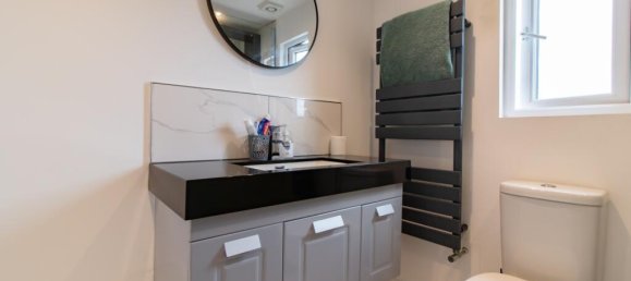 6 bedrooms House in Hartlepool, United Kingdom No. 2615 14