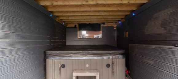 6 bedrooms House in Hartlepool, United Kingdom No. 2615 20