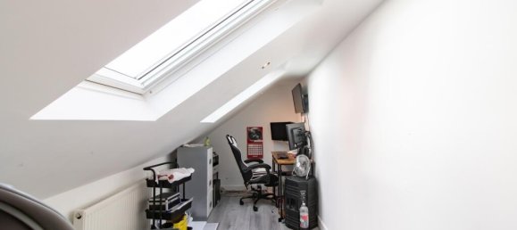 6 bedrooms House in Hartlepool, United Kingdom No. 2615 16