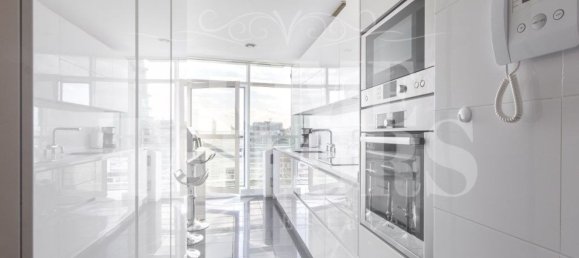 3 Schlafzimmer Doppelhaus in Lisbon, Portugal, Nr. 136815 10