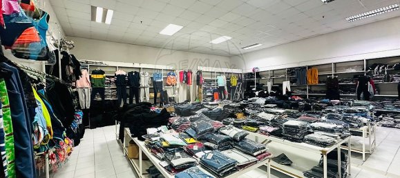 50m² Commercial property in Vilarinho das Cambas, Portugal No. 34175 4