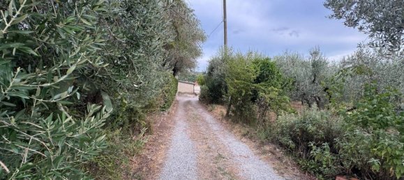 3 bedrooms House in Lamporecchio, Italy No. 294816 26