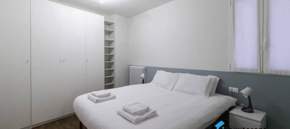 3 bedrooms Apartment in Milan, Italy No. 265229 5