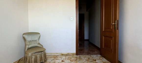 4 rooms Apartment in Genoa, Italy No. 27901 46