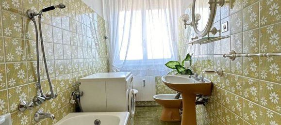 4 rooms Apartment in Genoa, Italy No. 27901 13