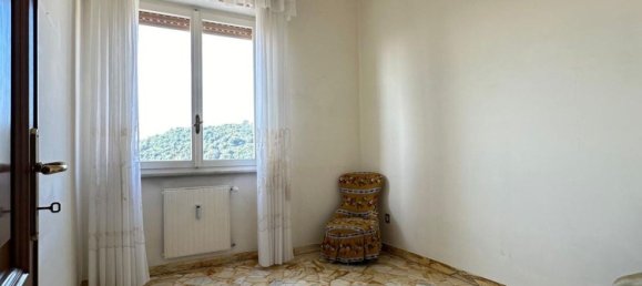 4 rooms Apartment in Genoa, Italy No. 27901 35