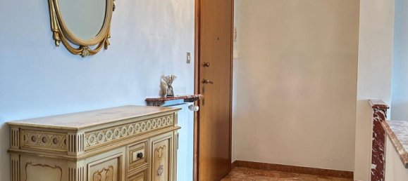 4 rooms Apartment in Genoa, Italy No. 27901 3