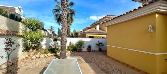 4 bedrooms Villa in Alicante, Spain No. 10348 22