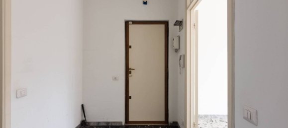 Apartamento T3 em Milan, Italy N.º 311109 84