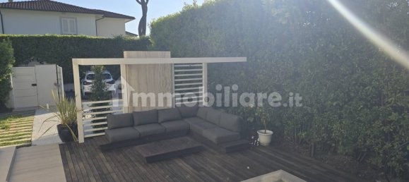 3 bedrooms Villa in Forte dei Marmi, Italy No. 325575 3