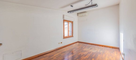 5 rooms Building in Rome, Italy No. 290900 14