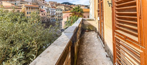 Дом с 4 спальнями в Оцьери, Италия № 86458 26