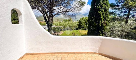 4 bedrooms Villa in Formia, Italy No. 280615 17