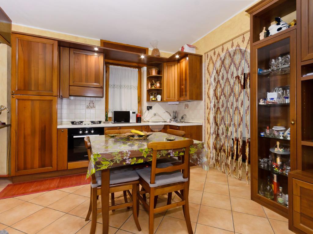 1 غرف نوم شقة في Rubiana, Italy رقم 282530