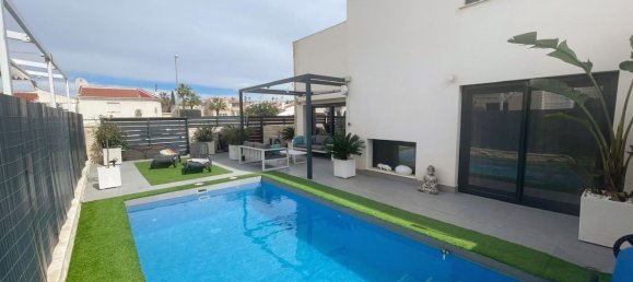 4 bedrooms House in Ciudad Quesada, Spain No. 152304 3