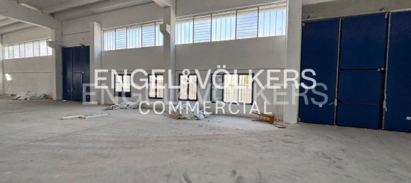 Propiedad comercial en Trezzano sul Naviglio, Italy 3000 m² No. 127135 2