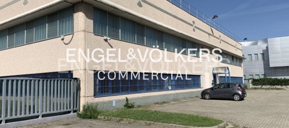 Propiedad comercial en Trezzano sul Naviglio, Italy 3000 m² No. 127135 3