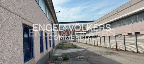 Propiedad comercial en Trezzano sul Naviglio, Italy 3000 m² No. 127135 13