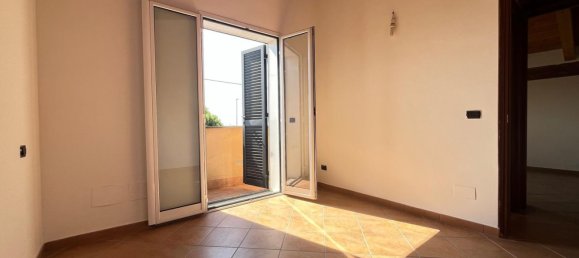 6 bedrooms House in Pomezia, Italy No. 321624 15