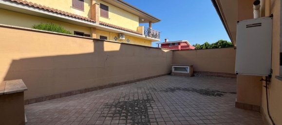 6 bedrooms House in Pomezia, Italy No. 321624 3