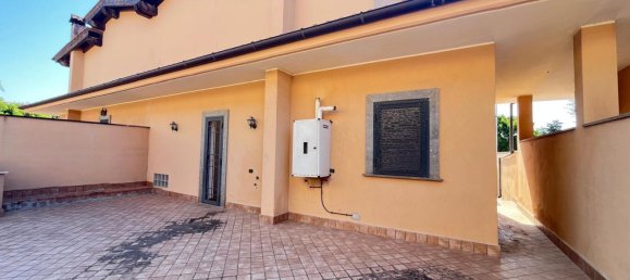 6 bedrooms House in Pomezia, Italy No. 321624 4