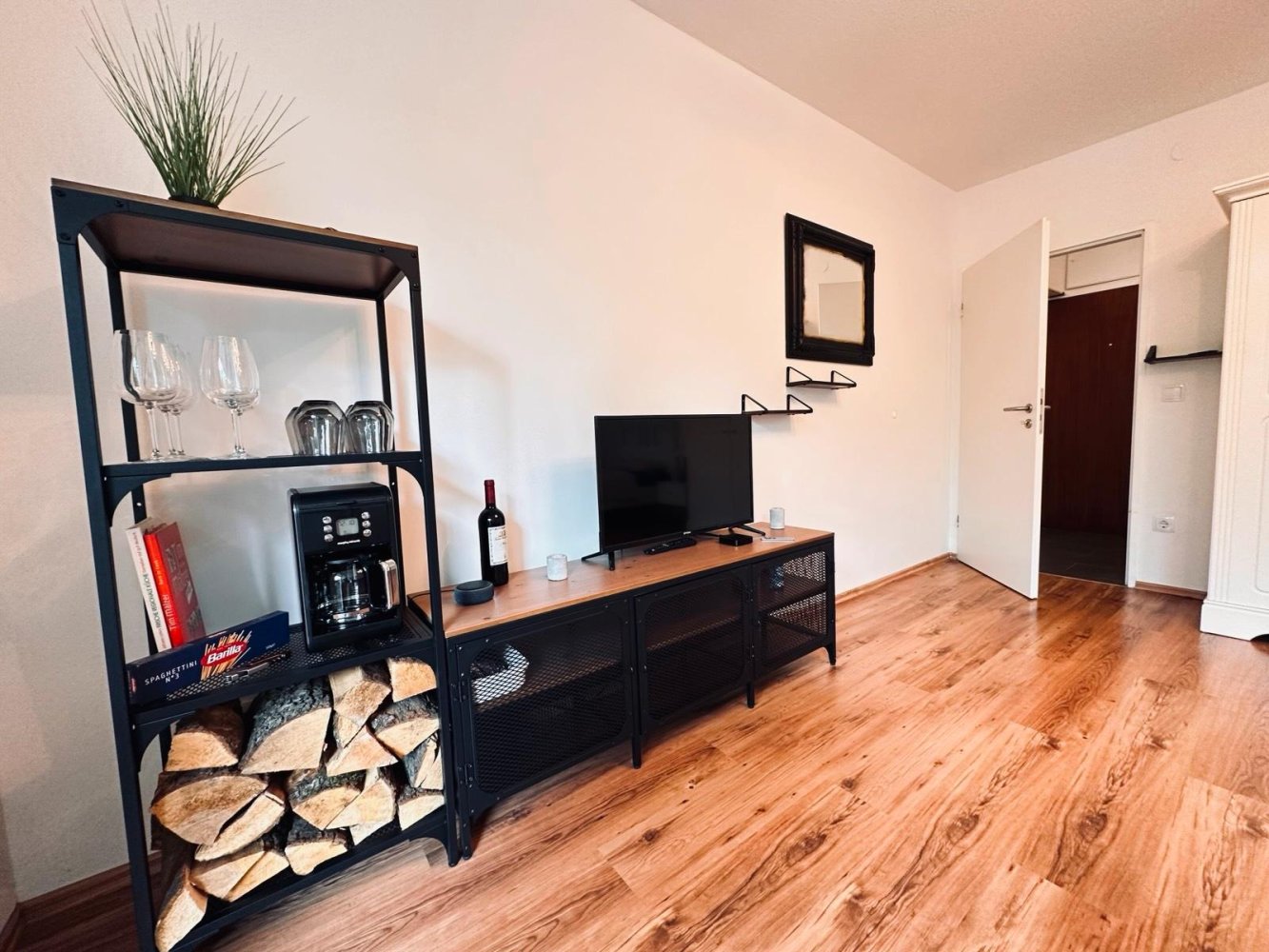 Studio in Grevenbroich, Germany No. 296861