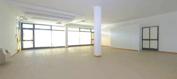 168m² Commercial property in Torrita di Siena, Italy No. 209669 9