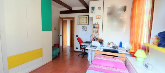 Вилла с 6 комнатами в Кастеназо, Италия № 223145 28