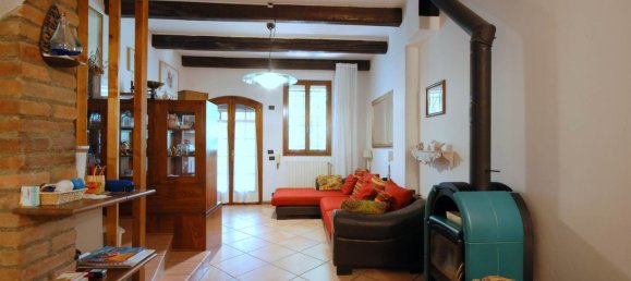 Вилла с 6 комнатами в Кастеназо, Италия № 223145 11