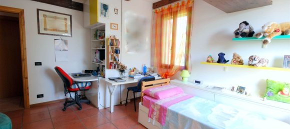 Вилла с 6 комнатами в Кастеназо, Италия № 223145 27