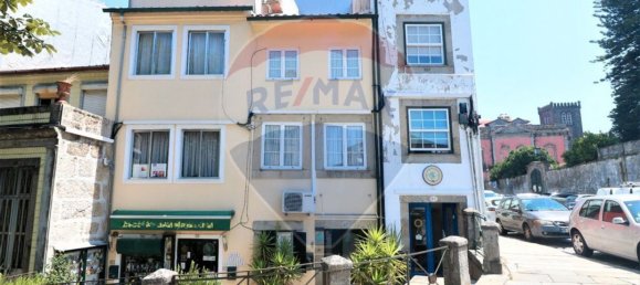 95m² Building in Braga, Portugal No. 32310 9