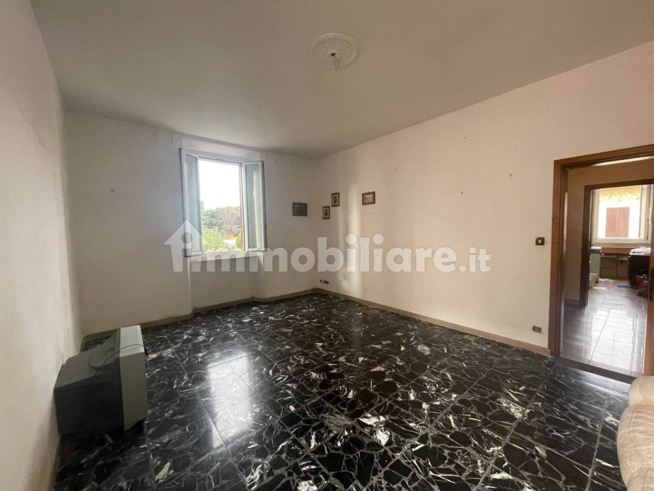 7 chambres Villa à Livorno, Italy No. 228433