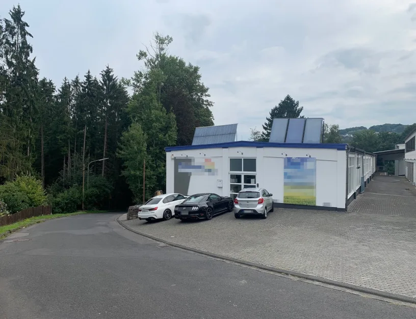 2524m² Warehouse in Rhein-Sieg, Germany No. 131574