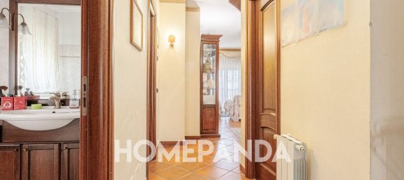 5 rooms Apartment in Motta Sant'Anastasia, Italy No. 48535 21