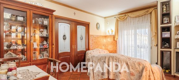5 rooms Apartment in Motta Sant'Anastasia, Italy No. 48535 7