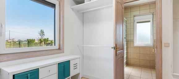  قطعة أرض في Ciutat Vella, Spain 165متر مربع رقم 8236 8