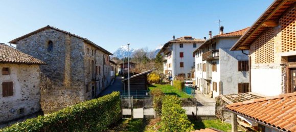 Casa de 5 habitaciónes en Udine, Italy No. 37002 14