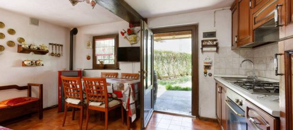 Casa de 5 habitaciónes en Udine, Italy No. 37002 3