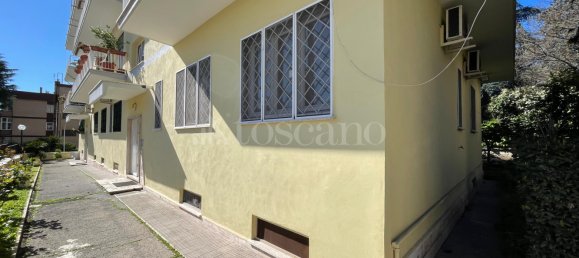 3-salle Appartement à Rome, Italy No. 175700 9