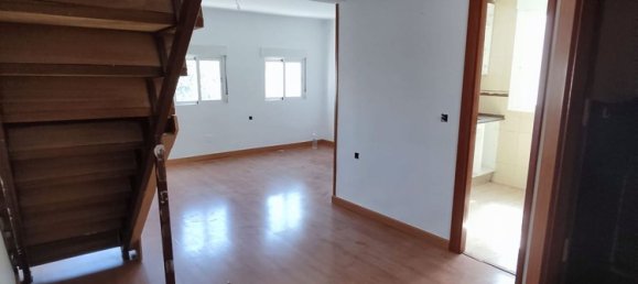 3 bedrooms Duplex in Jaen, Spain No. 160167 2