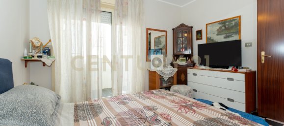 3 bedrooms Apartment in Catania, Italy No. 329005 2