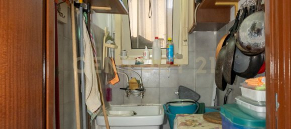 3 bedrooms Apartment in Catania, Italy No. 329005 8