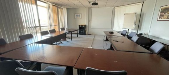 Офис 2513м² в Мец, Франция № 307641 11