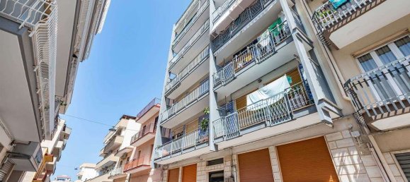 3 Schlafzimmer Wohnung in Monopoli, Italy, Nr. 375818 18