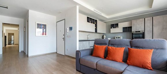 3 Schlafzimmer Wohnung in Monopoli, Italy, Nr. 375818 3